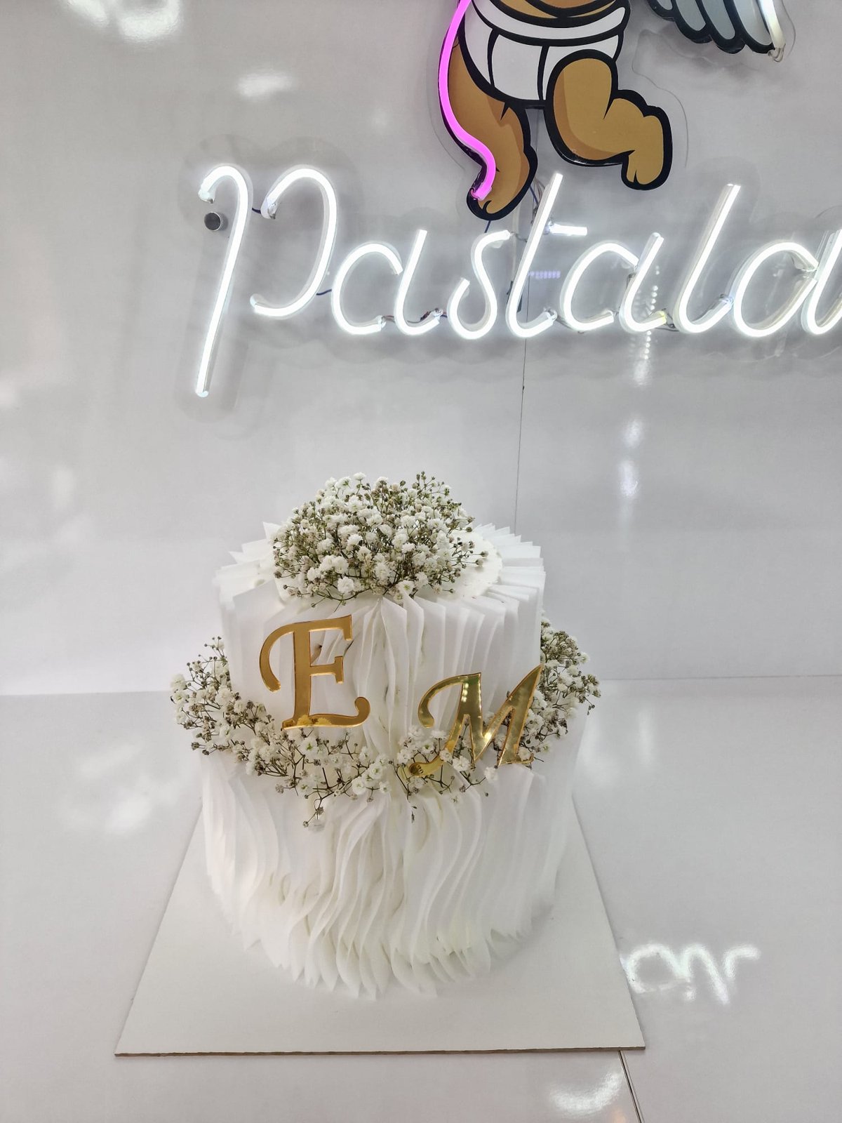 Antalya Sıcağında Pasta: Açık Hava Kutlamaları İçin Rehber